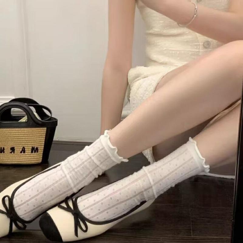 

Black Fungus Edge Pile Socks for Women, Thin Mid-calf Socks, Spring and Summer Polka Dot Lace Stockings, Lace Student Socks for Ladies 1 pair