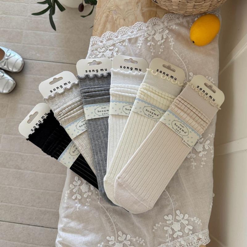 Sock-style Vertical Stripe Cake Edge, Mid-length Women's Socks, No-knit Small Bud Edge, Pile-up Socks, Spring