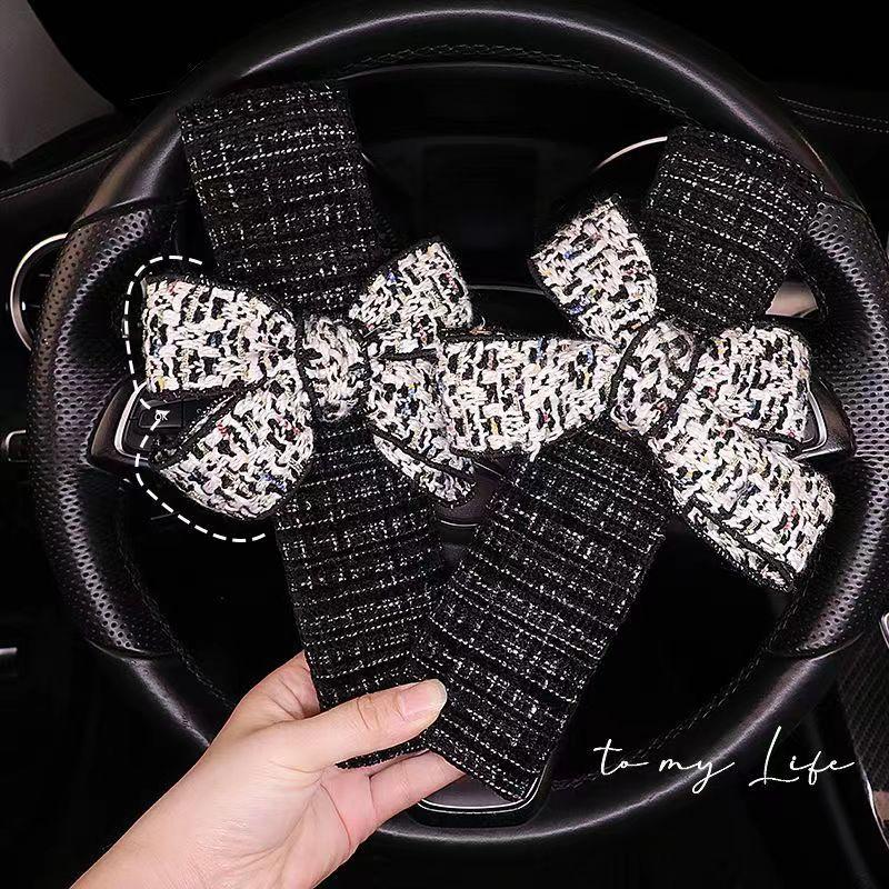 2023 neue Auto Lenkrad Abdeckung Kleinen Duftenden Wind Einfache Atmungsaktive Schweiß Absorption Anti-slip Bogen Damen Auto