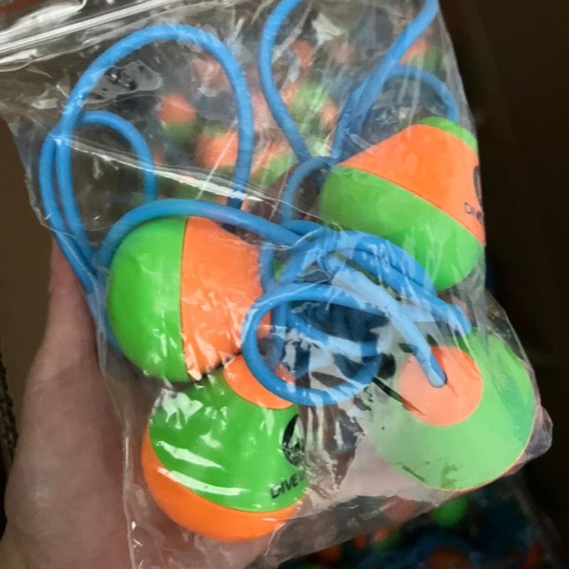 2 Stück Tauchringe für durch die Tür Schwimm-Durchgangstür Schwimmbad Unterwasserspielzeug