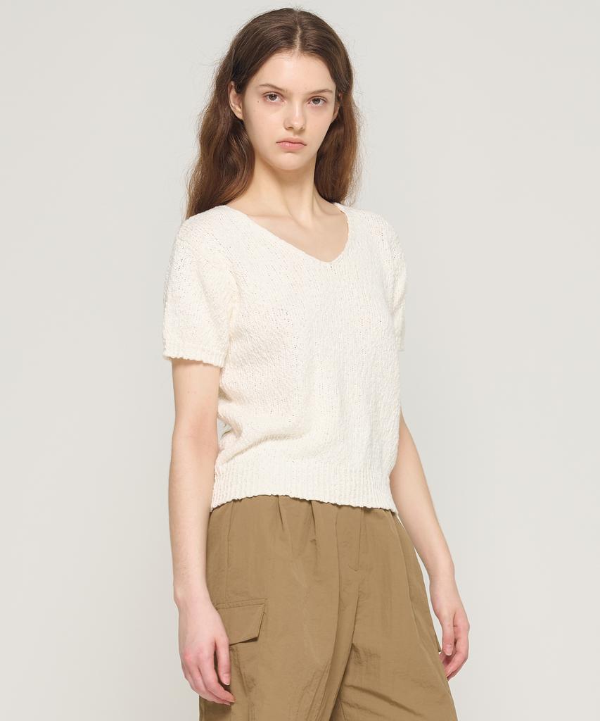 CARGOBROS FOR WOMAN Boucle V-Neck Short Sleeve Knit (Ivory)