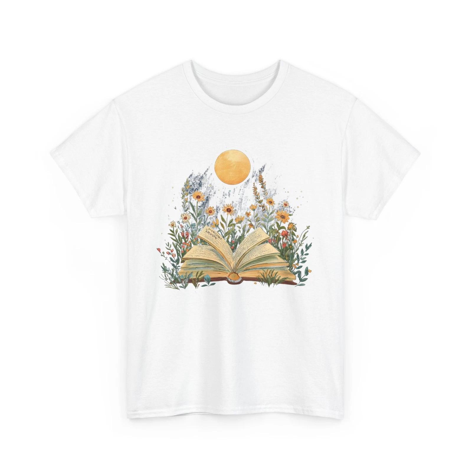 Vintage Moon & Book Floral Boho T-Shirt Aesthetic Book Lover Shirt M