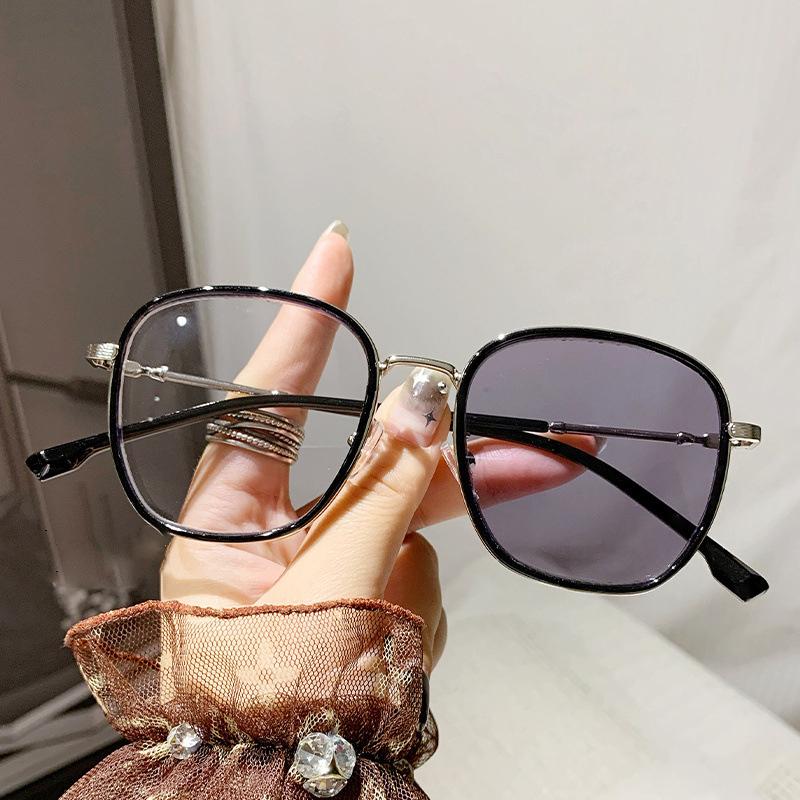 Korean-Style Photo-Sensitive Tinted Nearsighted Glasses Large Frame For Women Ultra-Lightweight Plain Appearance 9315
