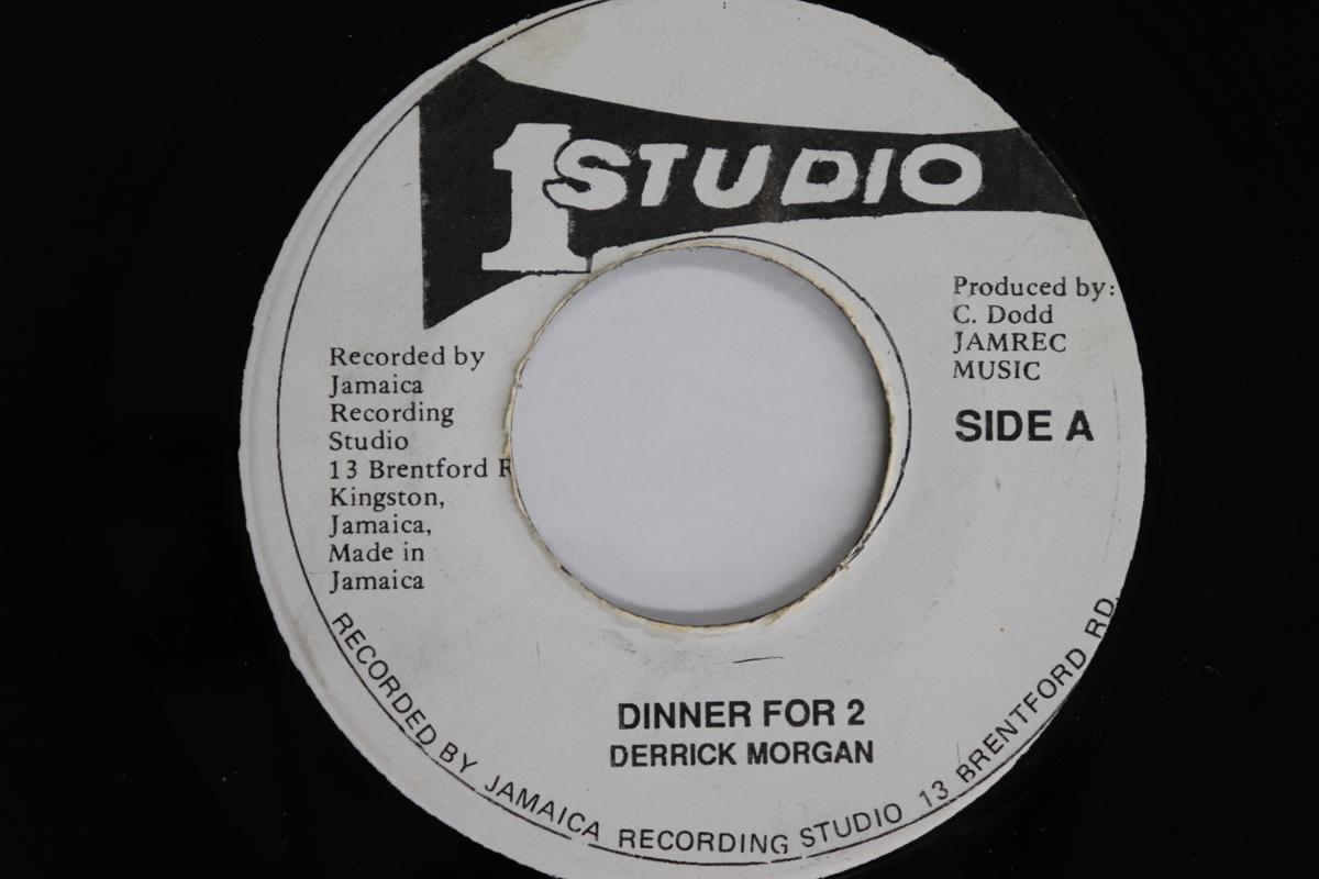 

7inch Record SOUL VENDORS / DERRICK MORGAN - Zigaloo / Dinner For 2 NONE STUDIO ONE Jamaica Reggae, Ska & Dub Used