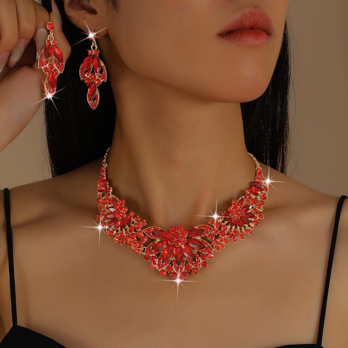 2026 Jewelry Exaggerated Necklace Earrings Set Luxury Crystal Jewelry Banquet Dress Accessories 45CM