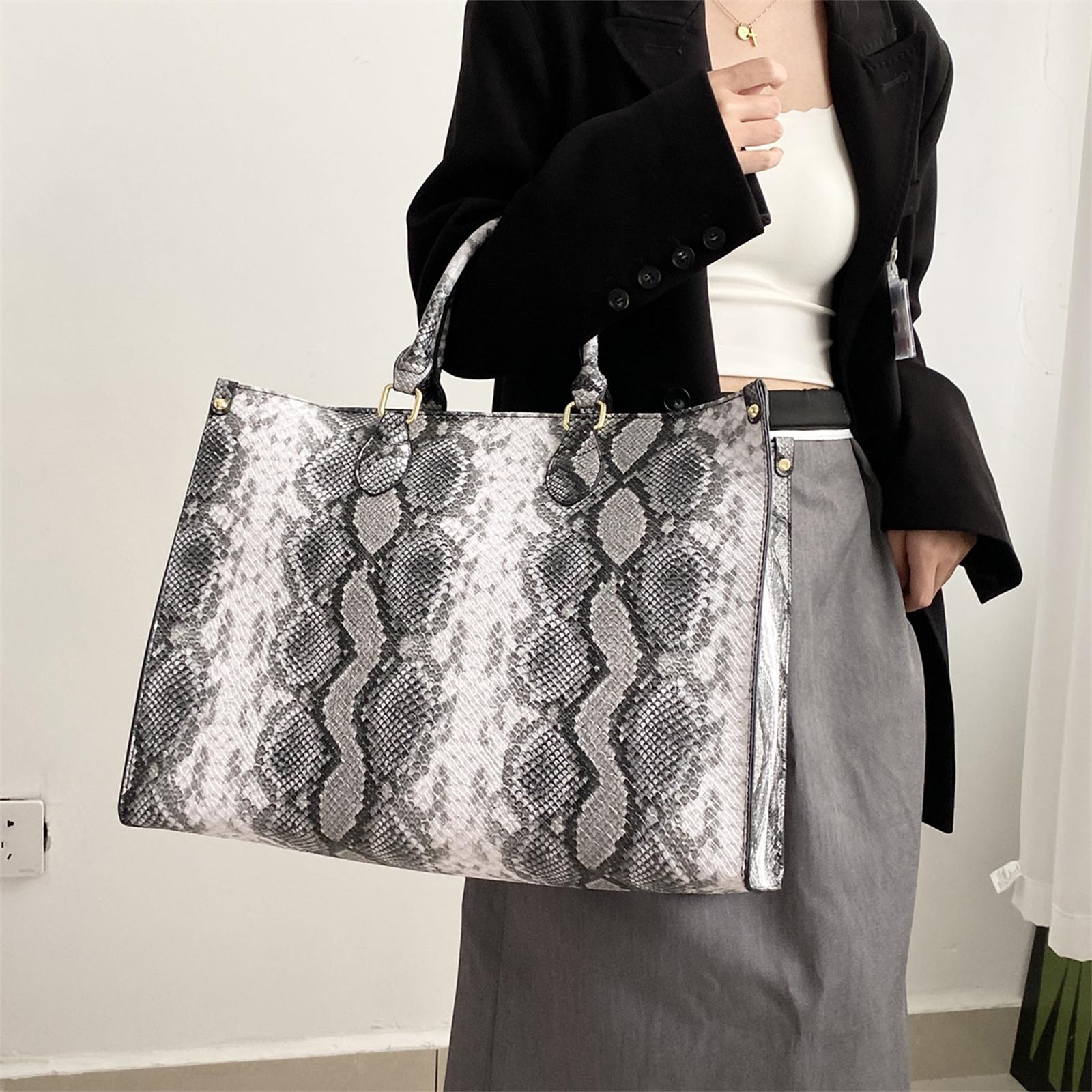 

Женская универсальная повседневная сумка-тоут большой вместимости для поездок на работу One Size чёрный