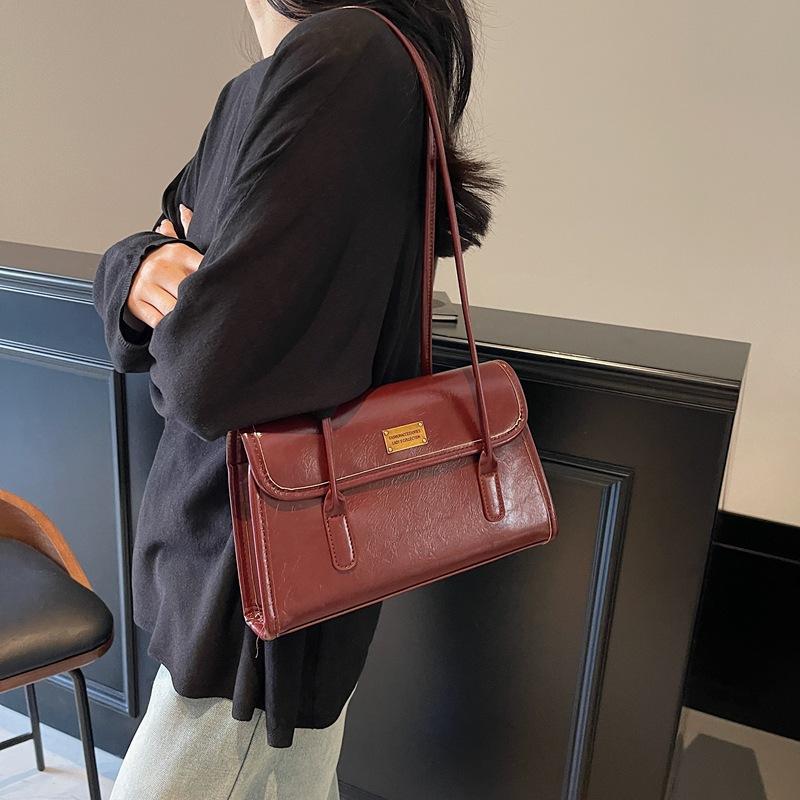 Retro niche commuter underarm bag women's 2025 new fashion shoulder bag simple and versatile handbag