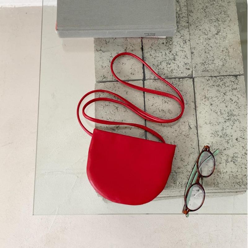 

New neck-hanging mini small bag, crossbody fashion semi-round fanny pack, earphones, lipstick, single shoulder, saddle bag, women червоний