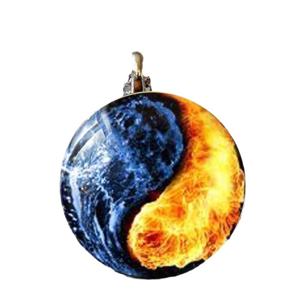 Collar Colgante de Bola de Cristal de Doble Cara con Ojo Gótico, Orca, Mariposa y Dos Serpientes Entrelazadas para Mujeres Hombres Halloween Joyería de Miedo