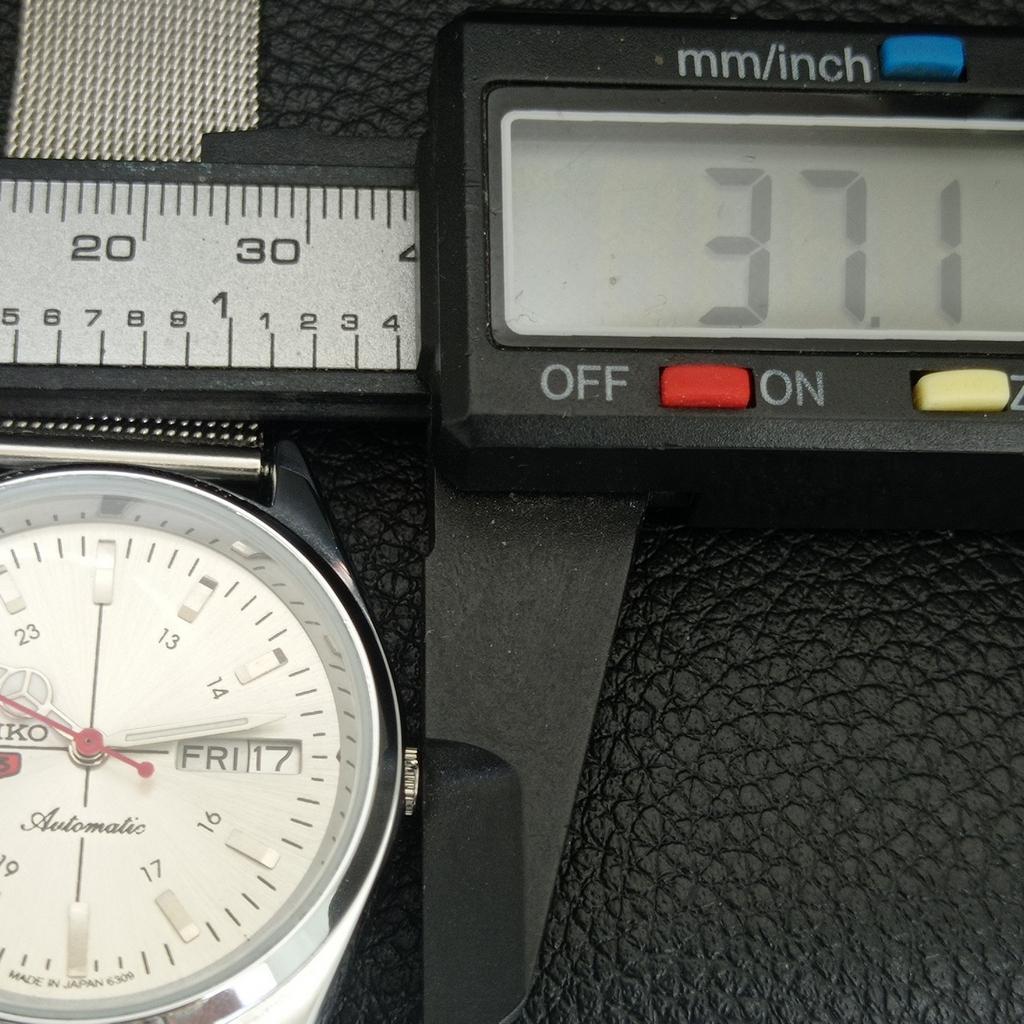 REFURBISHED SEIKO 5 AUTOMATIC 6309A VINTAGE JAPAN MENS SILVER WATCH a442801-1