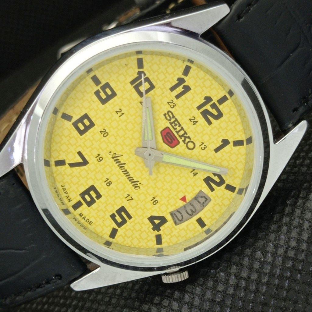 

ВОССТАНОВЛЕННЫЕ ВИНТАЖНЫЕ МУЖСКИЕ ЧАСЫ SEIKO 5 AUTOMATIC JAPAN DATE YELLOW WATCH 598-a313018-9 SKU598-a313018