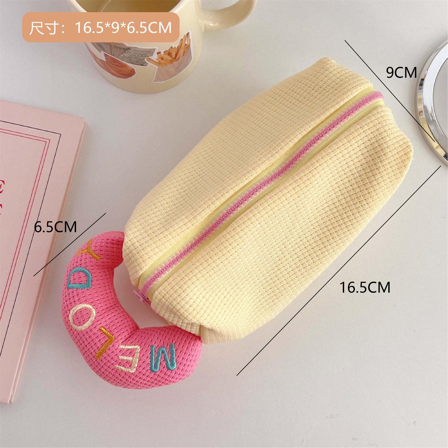 

Cream Puff Pencil Bag Plaid Fabric Plush Storage Bag Large Capacity Pencil Bag Cute Student Stationery Storage Bag