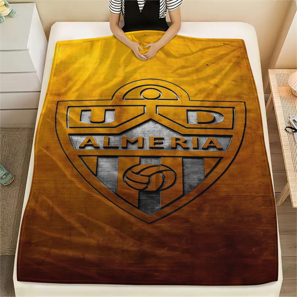 Almería FlAannel Blanket, High quality Comfortable for All Seasons, Home Decor, Warmth and Comfort