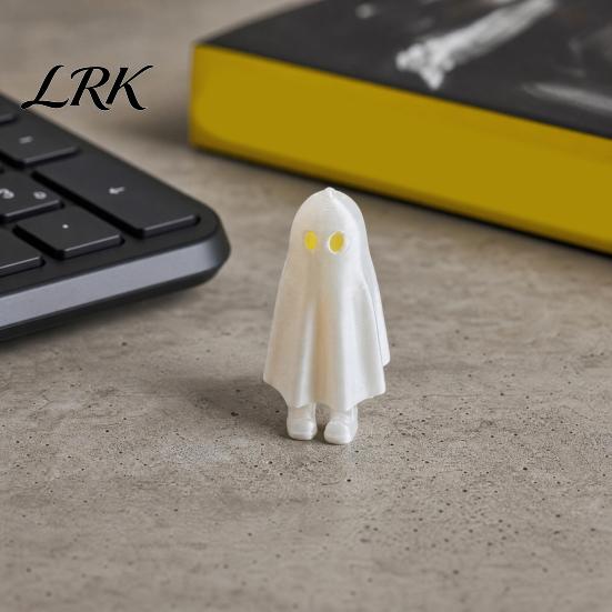 One-piece Ghost Sculpture 3D Printed Halloween Figurine, Spooky Statue, Movable Joints Durable Ornament Fidget Toy, Desktop Decoration for Home