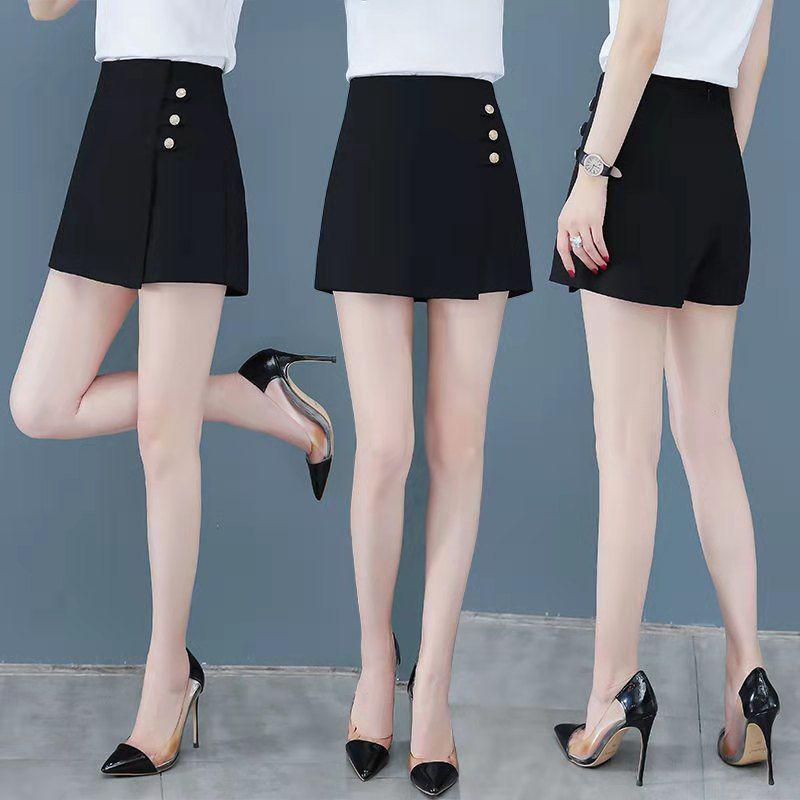 Women's High-Waisted Black A-Line Culottes: Spring/Summer 2026 Versatile Wide-Leg Casual Shorts.