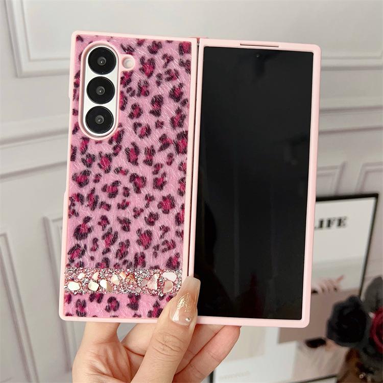 Applicable To Samsung ZFold7 Folding Leopard Print Mobile Phone Case Plush Splicing Zfold6/5 All-inclusive Anti-drop Protective Case