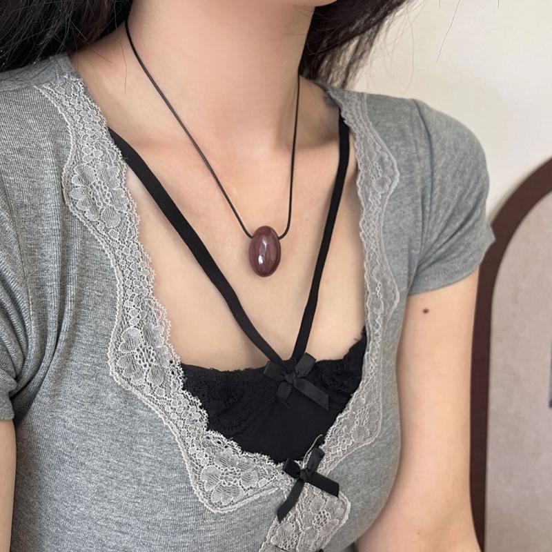 Fashionable Long Black Cord Sweater Chain Agate Sphere Long Necklace Unique Clavicle Chain Jewelry for Fashion Lover