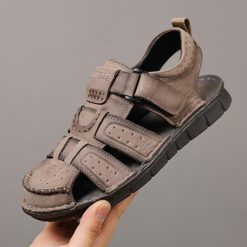Summer First-layer Cowhide Men's Sandals Leather Bag Head Beach Shoes Outside Breathable Men's Casual Middle-aged Men's Shoes Soft