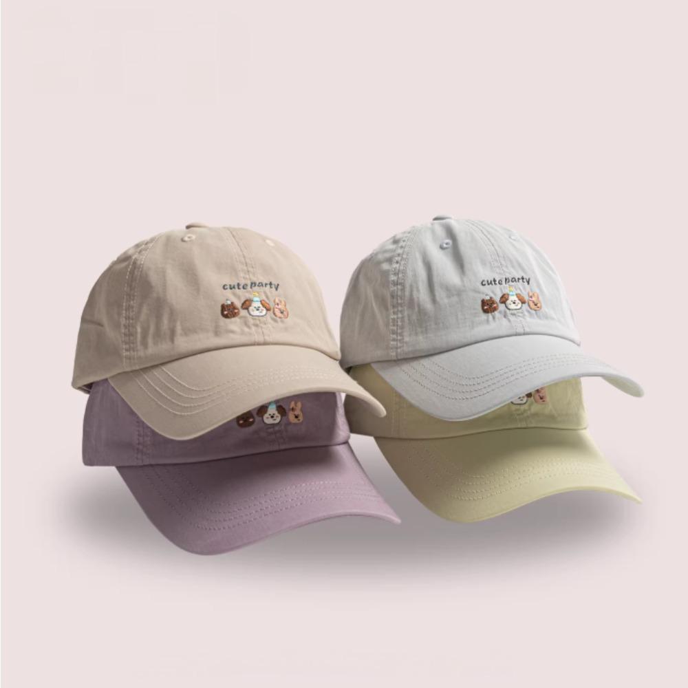 Korean Style Cotton Mesh Baseball Cap Classic Embroidered Design Lightweight Breathable Hat for Outdoor Leisure and Fashion