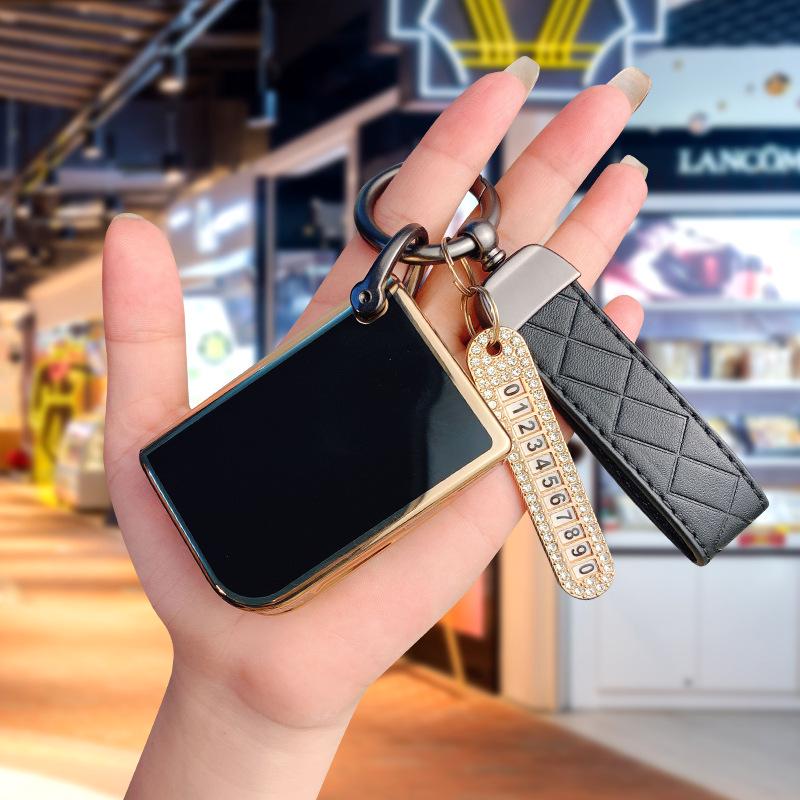 Lynk & Co 06 Key Case 2023: Limited Edition, New Model, Unisex Car Bag with Cute Buckle Shell.