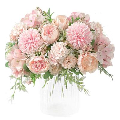 Woondecoratie – Decoratieve bloemen en kransen