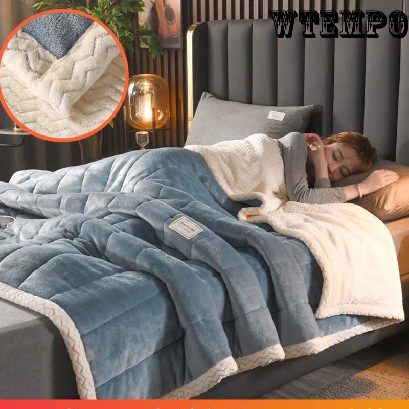 

Утолщенное трехслойное одеяло из коралловой шерсти, мягкое тонкое одеяло, цветное сращивание, простое повседневное стильное одеяло с ворсом, осень и зима 230*200cm синий