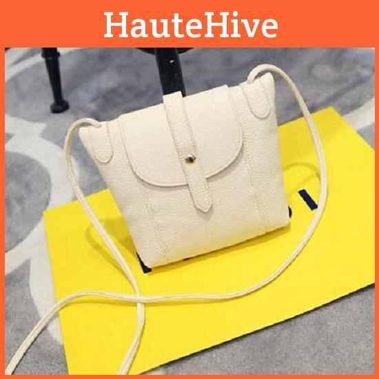 Stylish And Functional Shoulder Bag With Frosted Texture Ideal For Daily Use And Gifting