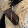 Korean version of simple high-value shoulder bag 2025 summer new chain fashion underarm popular hand carry messenger women's bag