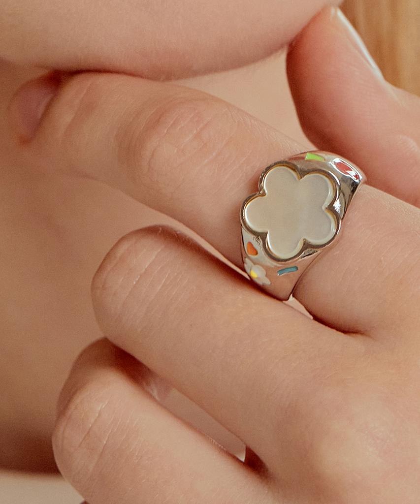 Tatiana Ethnic Flower Bold Ring Cr1804