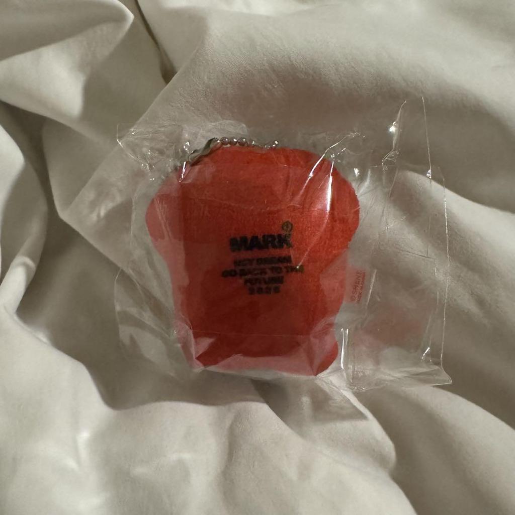 [USED] NCTDREAM Mark Mini Cushion Key Ring