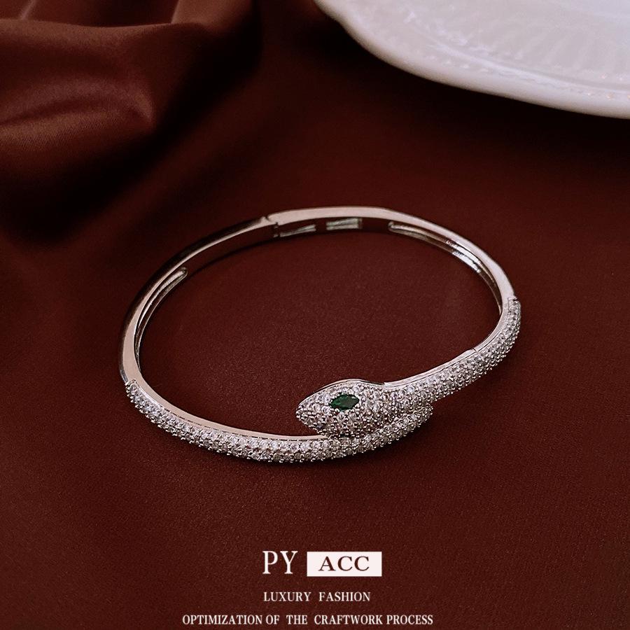 18k Gold-Plated Zircon Snake Bangle: Elegant High-End Fashion Bracelet for Women