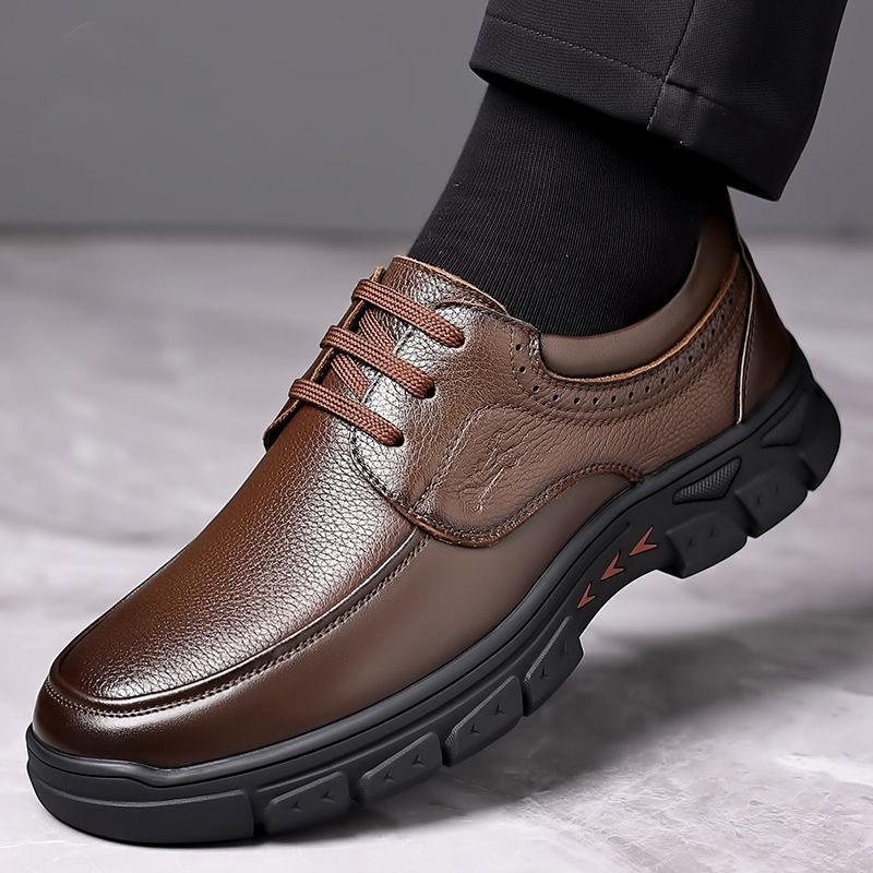Leather shoes men's business dress leather shoes trendy casual shoes lace-up middle and old soft-soled dad shoes