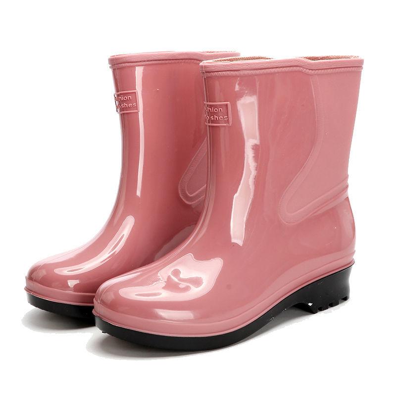 Desodorante para mujer Resistente al desgaste Botas de lluvia inferiores  Antideslizantes Zapatos de goma de agua Moda Ropa exterior Zapatos de agua  ligera de tubo medio comprar a buen precio — entrega