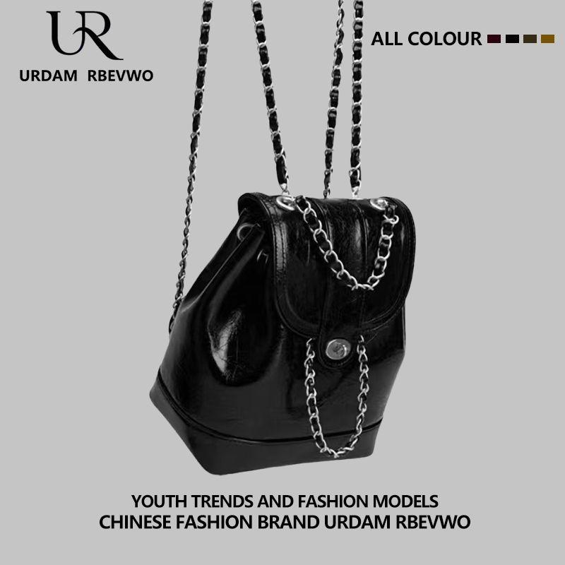 

South Korea Blogger Niche Style Backpack 2025 New Arrival Classy Chain Silver Small Shoulder Bag Travel Female Ins Trendy Black silver Tweed Style Backpack