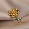 A Sunflower cute small brooch temperament corsage women's light luxury high-end high-end sense exquisite fashion niche design