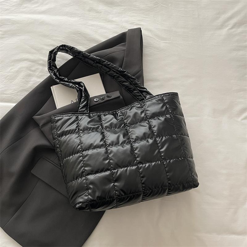 European and American Retro Large-capacity Bags, Autumn and Winter New Checkered Down Cotton Shoulder Bags, Simple Temperament Portable Tote Bags