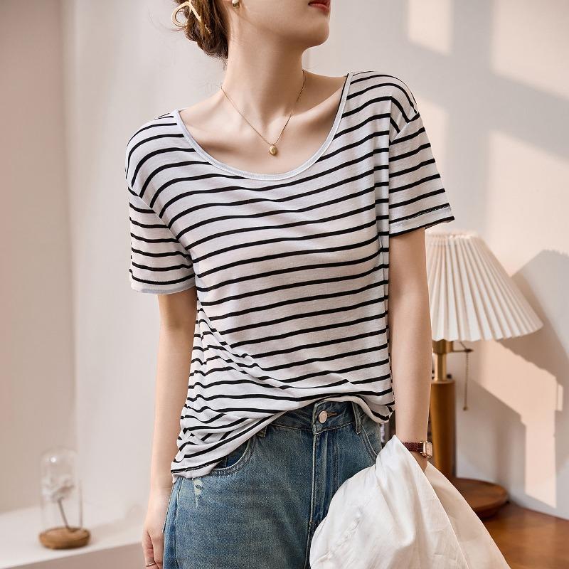 Women's Tencel Wool Naked Feel Fried Thin Skin-friendly Icy Loose T-shirt Summer Short-sleeved Black and White Striped Outerwear Tops
