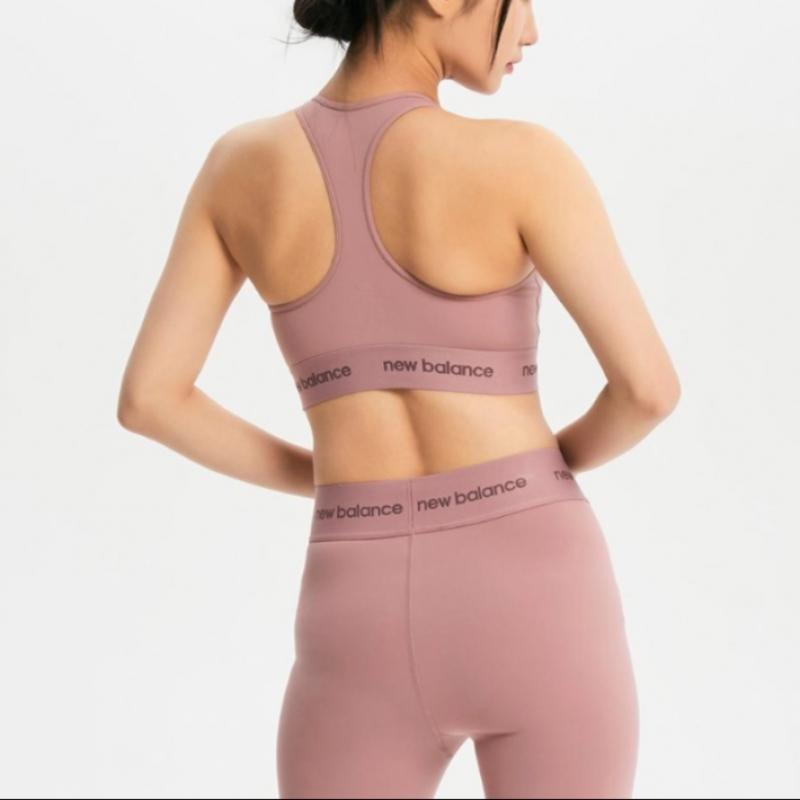 NeW Balance W Slick Lettering Bra Top Aa Nbn9e2p022 19 25