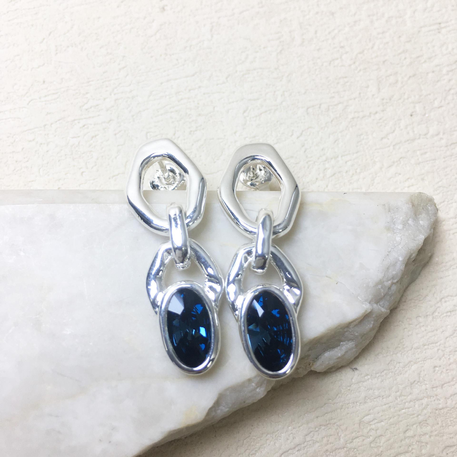 2024 Trendy Geometric Polka Dot Water Drop Studs: Colorful Dangle Earrings for Women