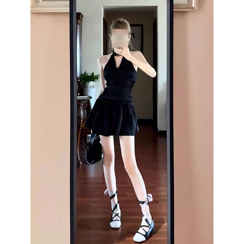 Wind neck sling dress women's summer niche temperament backless waist thin short skirt