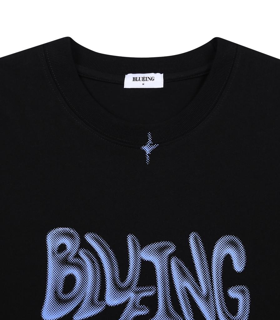 Beulluing Blueing Blur Logo Graphic Tee [Black]