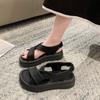 Stepping on shit sandals women's summer 2025 new one-pedal soft-soled versatile casual non-slip outer wear student cool slippers