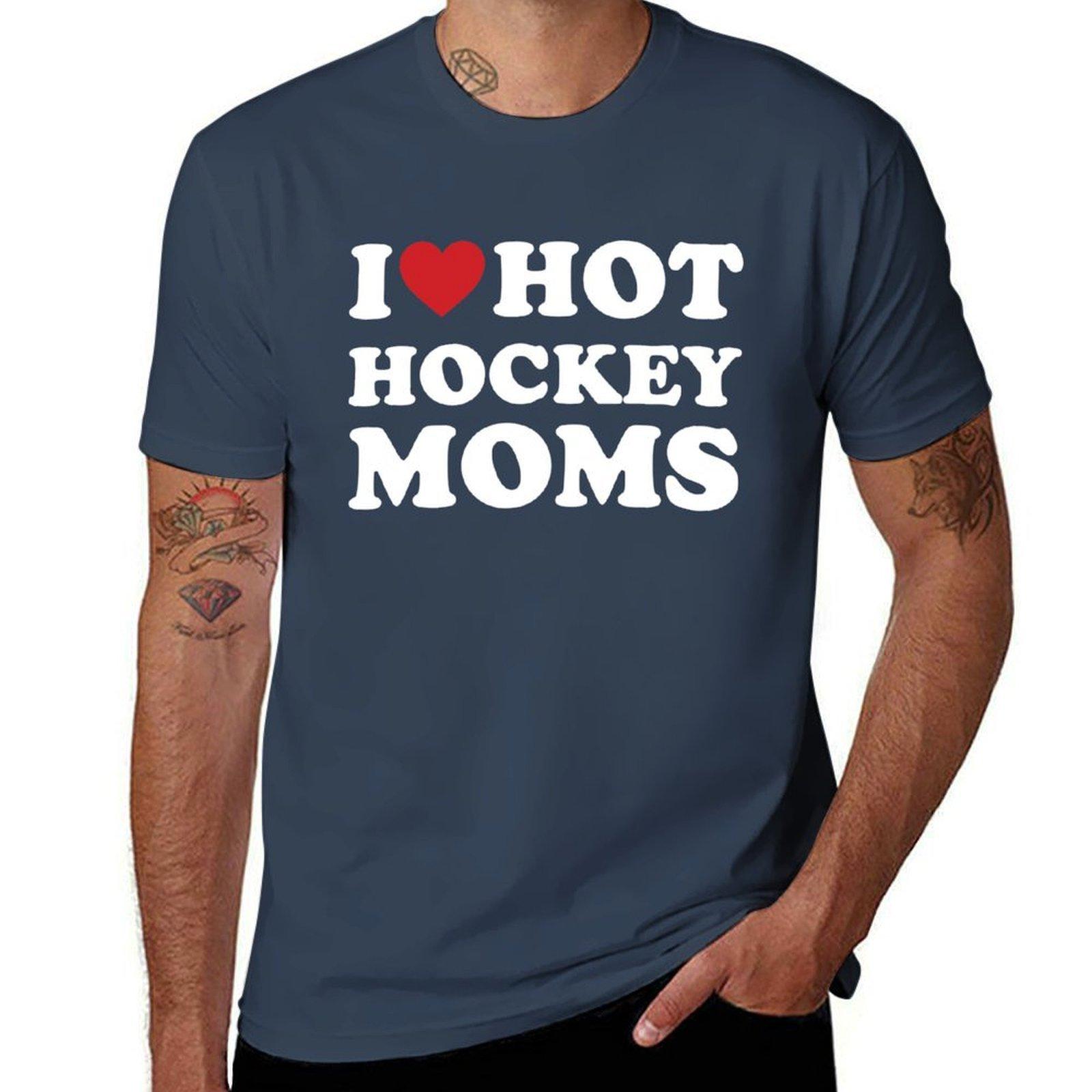 Funny Hockey I Love Hot Hockey Moms TShirt Holiday Party TShirt for Unisex S
