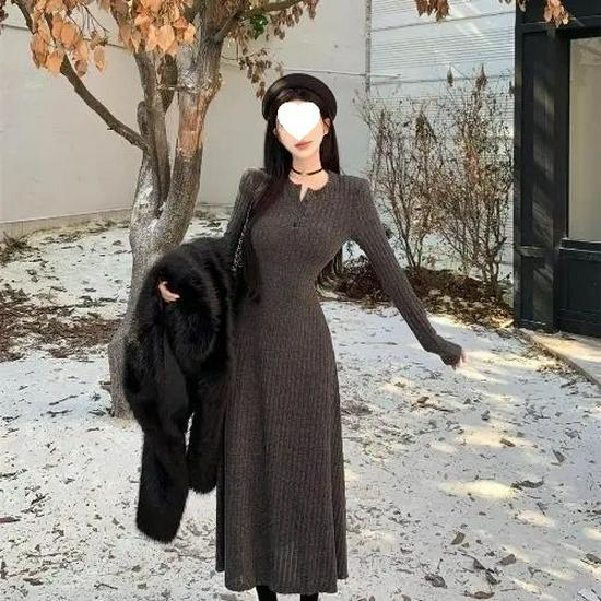 

Autumn Slim Fit Mid-Length V-Neck Knitted Dress: Women s Solid Color Skirt M (95-105 jin) темно-сірий