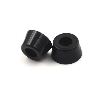 Type multiple pieds matériels en caoutchouc de couleur noire pratique pour la protection