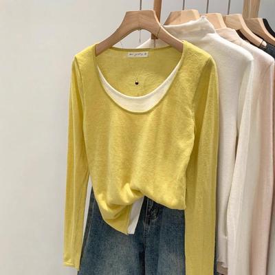 Plus Size Women's Contrast Knit Base Layer Top, Spring & Autumn, Loose Fit, Fake Two-Piece, Relaxed Feel.