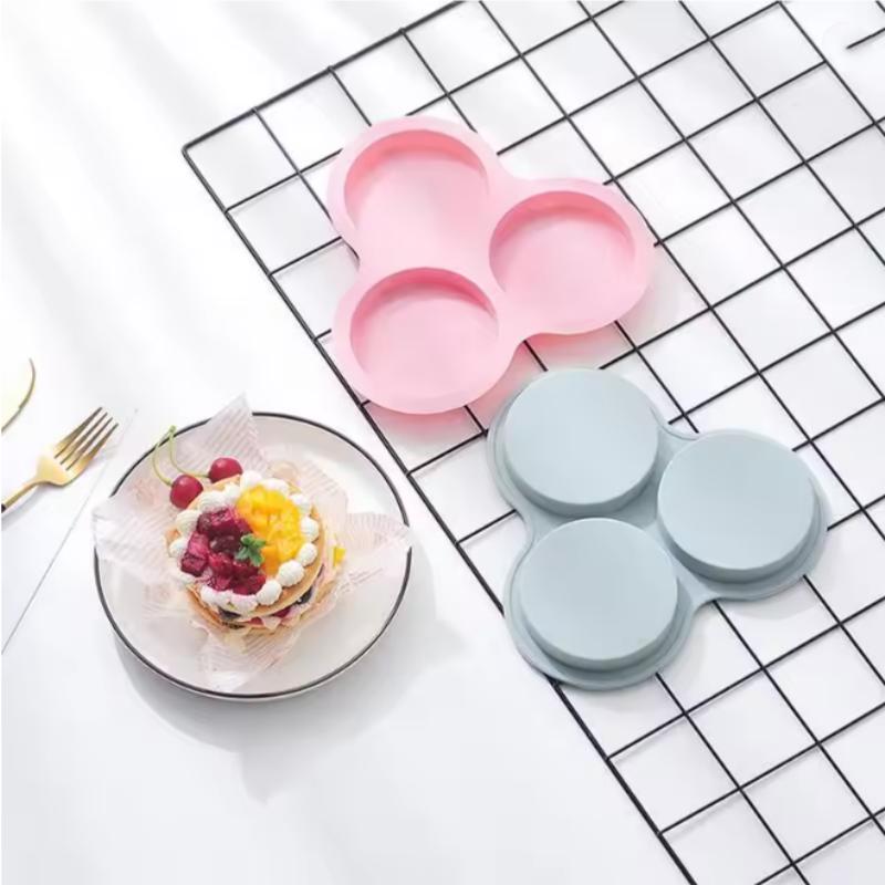 Air Fryer Egg Mold Round Shape Eggs Mold 3 Cavity Non-Stick Silicone Air Fryer Egg Pan Egg Steamer Cooking Mold Fried Egg Tool