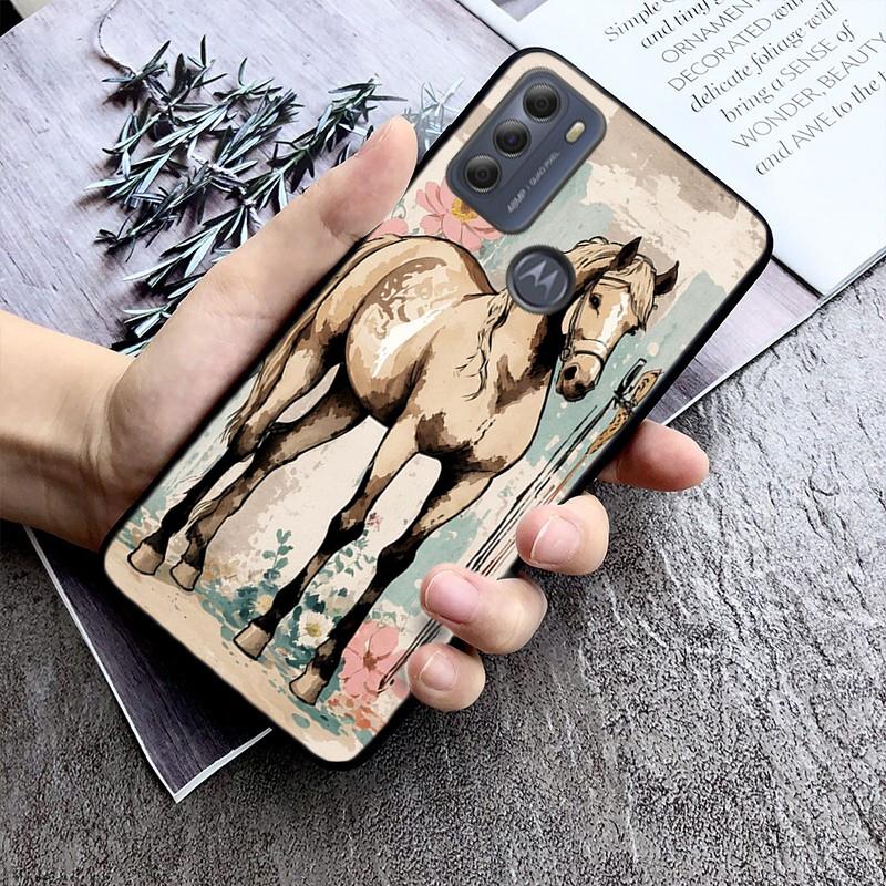 Love Horse Phone Case ForMoto Edge 50 40 Pro 50 40 30 Ultra Neo Fusion Moto G84 G54 G10 G20 G30 G62 G53 G72 G60
