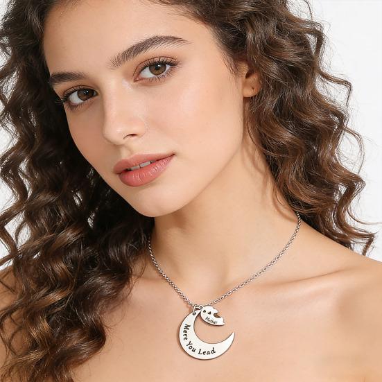 1 Pair Necklace Family Bonds Moon Heart-Shaped Pendant Necklace Mom Daughter Matching Charm Necklace Jewelry Accessories