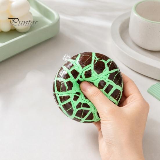 Portable Stress Toy Wax Cracking Ball Squeeze Toy, Crispy Chocolate Relief Slow Rising Fidget with Crackable Texture, Party Favors